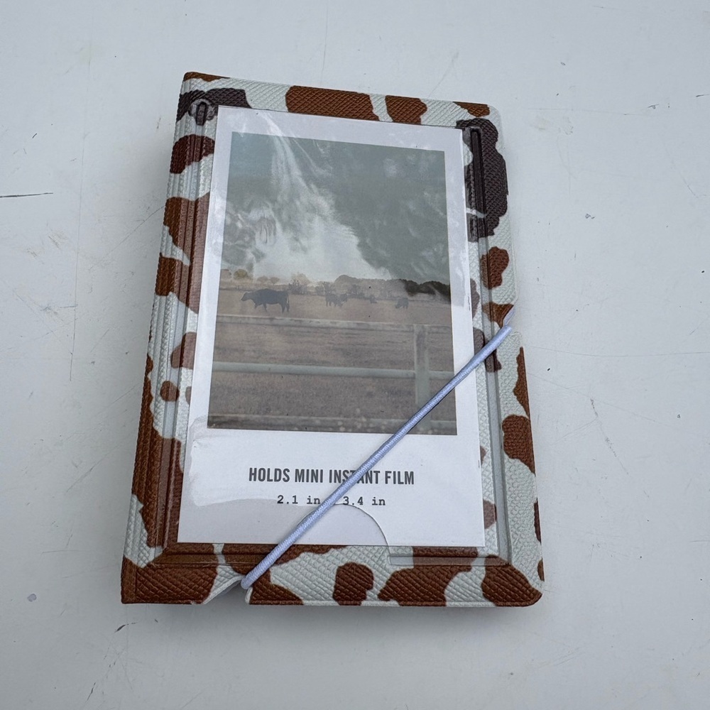 NWT Urban Outfitters Cow Print Instax Mini Photo Album - Picture 5 of 9